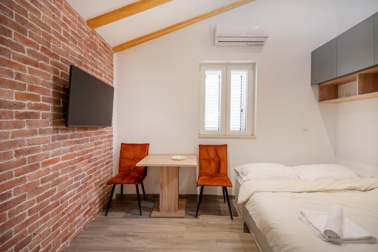 Modesty Apartment Split Bagian luar foto
